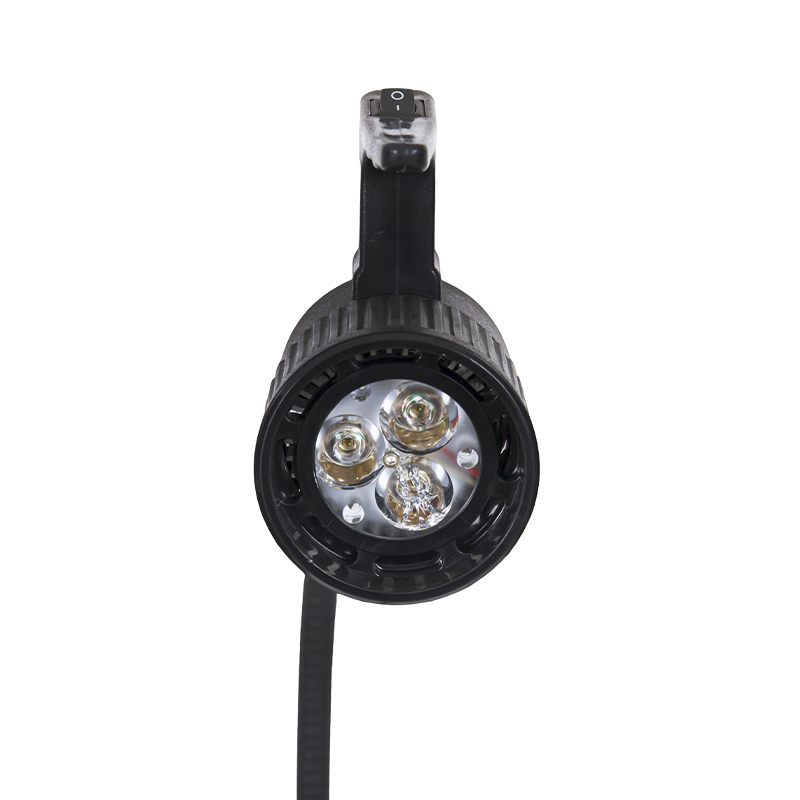 مصباح LED ثابت على الطاولة بقوة 9W مصباح LED ثابت على الطاولة بقوة 9W